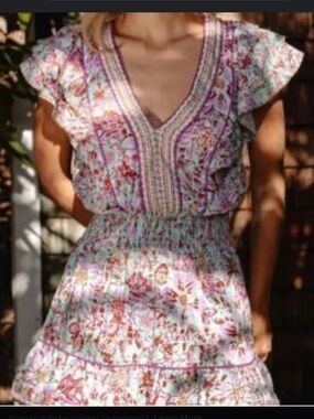 *Poupette St.Barth Camilla Mini Dress Size M*
        EXCELLENT CONDITION